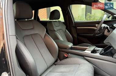 Внедорожник / Кроссовер Audi Q8 e-tron 2023 в 