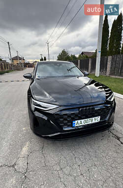 Внедорожник / Кроссовер Audi Q8 e-tron 2024 в 
