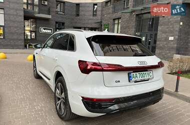 Внедорожник / Кроссовер Audi Q8 e-tron 2023 в 