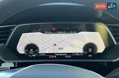 Внедорожник / Кроссовер Audi Q8 e-tron 2023 в 