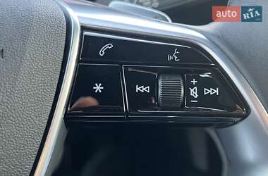 Внедорожник / Кроссовер Audi Q8 e-tron 2023 в 