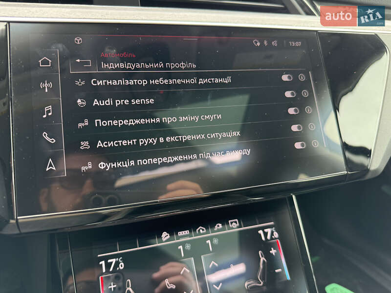 Позашляховик / Кросовер Audi Q8 e-tron 2023 в Івано-Франківську