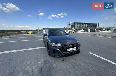 Внедорожник / Кроссовер Audi Q8 e-tron 2023 в 