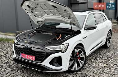 Внедорожник / Кроссовер Audi Q8 e-tron 2024 в 