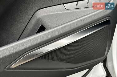 Внедорожник / Кроссовер Audi Q8 e-tron 2024 в 