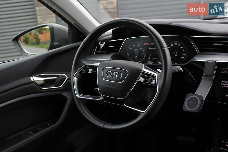 Внедорожник / Кроссовер Audi Q8 e-tron 2023 в Киеве фото 10 Внедорожник / Кроссовер Audi Q8 e-tron 2023 в Киеве