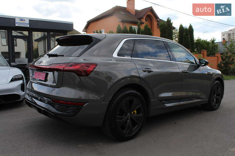 Внедорожник / Кроссовер Audi Q8 e-tron 2023 в Киеве фото 16 Внедорожник / Кроссовер Audi Q8 e-tron 2023 в Киеве