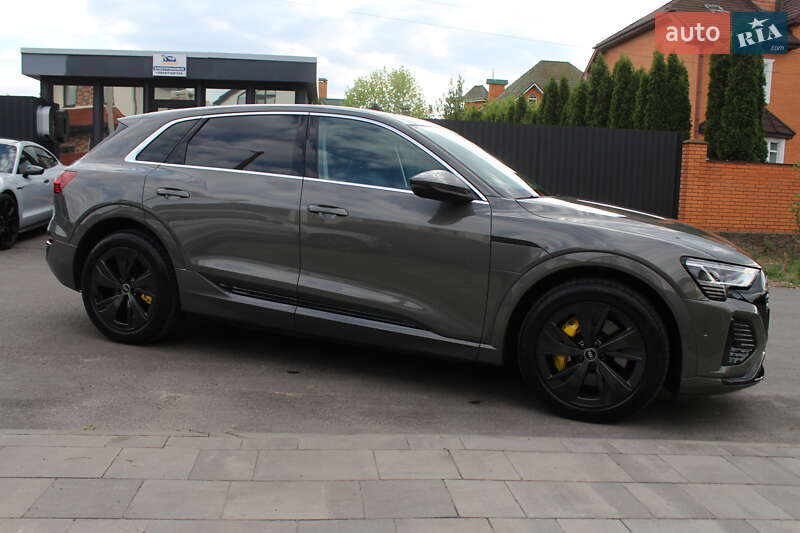 Внедорожник / Кроссовер Audi Q8 e-tron 2023 в Киеве фото 22 Внедорожник / Кроссовер Audi Q8 e-tron 2023 в Киеве