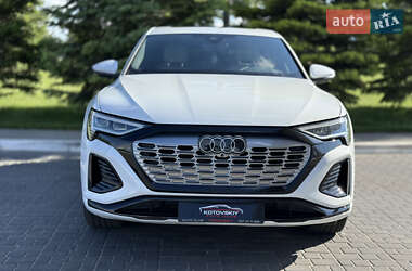 Внедорожник / Кроссовер Audi Q8 e-tron 2023 в 