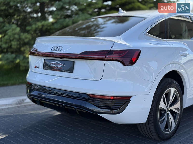 Внедорожник / Кроссовер Audi Q8 e-tron 2023 в Одессе