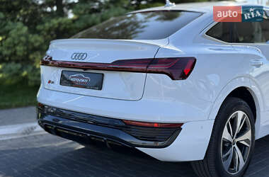 Внедорожник / Кроссовер Audi Q8 e-tron 2023 в 