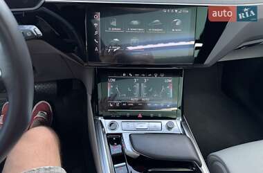 Внедорожник / Кроссовер Audi Q8 e-tron 2023 в 