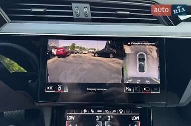 Внедорожник / Кроссовер Audi Q8 e-tron 2023 в 