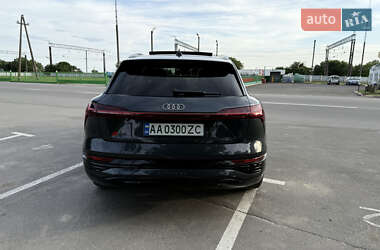 Внедорожник / Кроссовер Audi Q8 e-tron 2023 в 