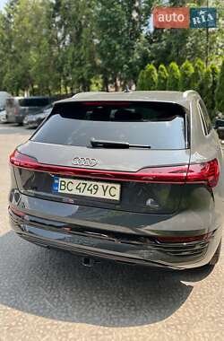 Внедорожник / Кроссовер Audi Q8 e-tron 2024 в 