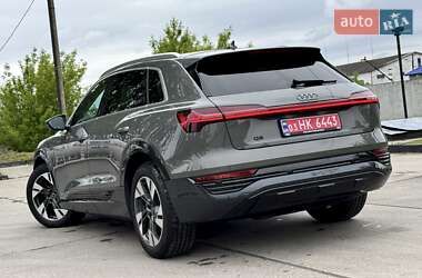 Внедорожник / Кроссовер Audi Q8 e-tron 2024 в 