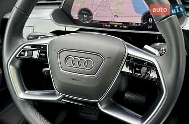 Внедорожник / Кроссовер Audi Q8 e-tron 2024 в 