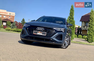 Внедорожник / Кроссовер Audi Q8 e-tron 2023 в 