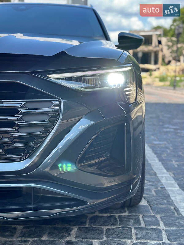 Внедорожник / Кроссовер Audi Q8 e-tron 2023 в Одессе
