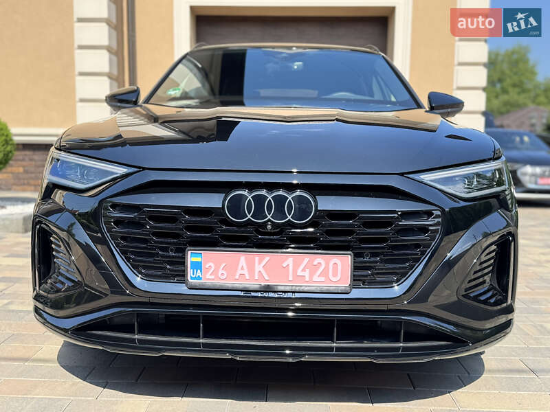 Внедорожник / Кроссовер Audi Q8 e-tron 2023 в Черновцах