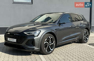 Внедорожник / Кроссовер Audi Q8 e-tron 2023 в 