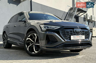 Внедорожник / Кроссовер Audi Q8 e-tron 2023 в 