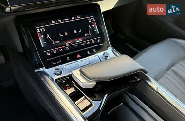 Внедорожник / Кроссовер Audi Q8 e-tron 2023 в 