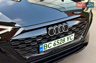 Внедорожник / Кроссовер Audi Q8 e-tron 2023 в 