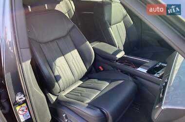 Внедорожник / Кроссовер Audi Q8 e-tron 2023 в 
