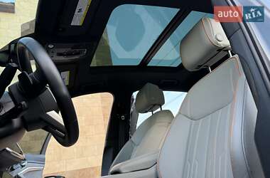 Внедорожник / Кроссовер Audi Q8 e-tron 2024 в 
