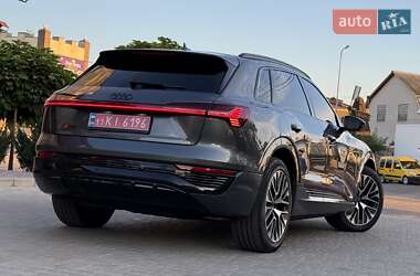 Внедорожник / Кроссовер Audi Q8 e-tron 2024 в 