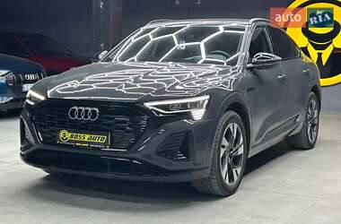 Внедорожник / Кроссовер Audi Q8 e-tron 2023 в 