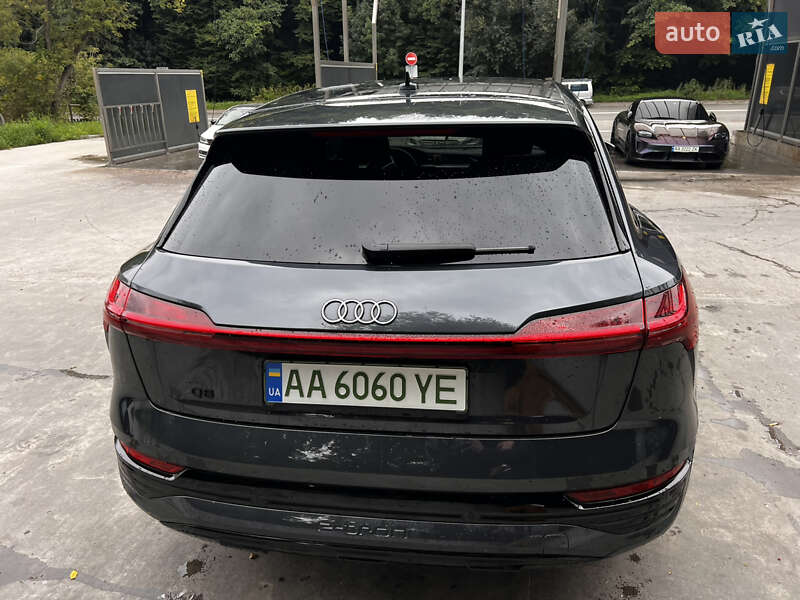 Внедорожник / Кроссовер Audi Q8 e-tron 2023 в Киеве фото 7 Внедорожник / Кроссовер Audi Q8 e-tron 2023 в Киеве