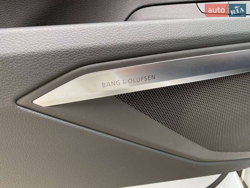 Внедорожник / Кроссовер Audi Q8 e-tron 2023 в Хмельницком