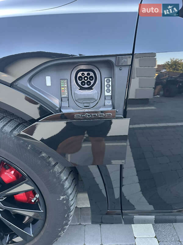 Внедорожник / Кроссовер Audi Q8 e-tron 2023 в Богородчанах