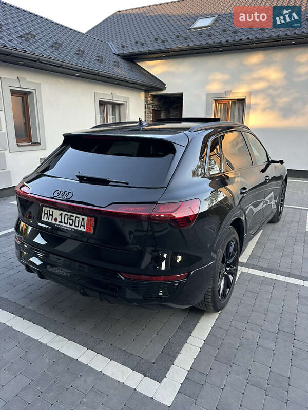 Внедорожник / Кроссовер Audi Q8 e-tron 2023 в Богородчанах