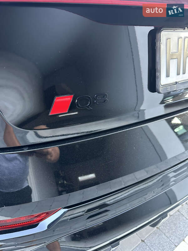 Внедорожник / Кроссовер Audi Q8 e-tron 2023 в Богородчанах