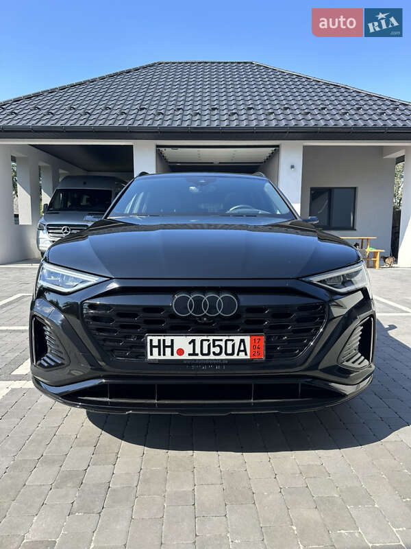Внедорожник / Кроссовер Audi Q8 e-tron 2023 в Богородчанах
