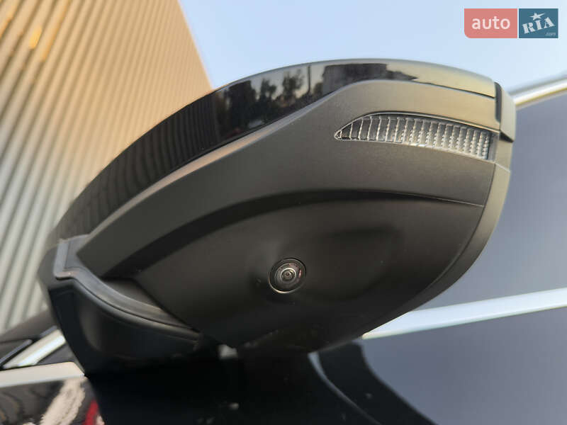 Внедорожник / Кроссовер Audi Q8 e-tron 2023 в Киеве фото 14 Внедорожник / Кроссовер Audi Q8 e-tron 2023 в Киеве