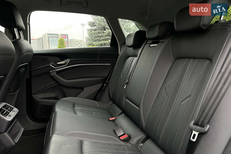 Внедорожник / Кроссовер Audi Q8 e-tron 2024 в Львове фото 24 Внедорожник / Кроссовер Audi Q8 e-tron 2024 в Львове