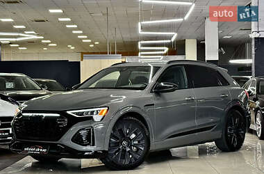 Внедорожник / Кроссовер Audi Q8 e-tron 2023 в Николаеве