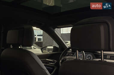 Позашляховик / Кросовер Audi Q8 e-tron 2023 в 