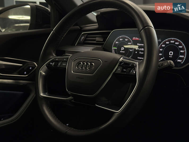 Внедорожник / Кроссовер Audi Q8 e-tron 2023 в Николаеве