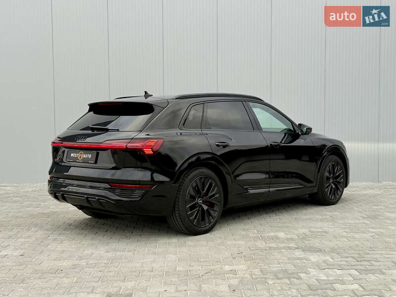 Внедорожник / Кроссовер Audi Q8 e-tron 2023 в Мукачево