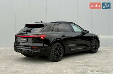 Внедорожник / Кроссовер Audi Q8 e-tron 2023 в 