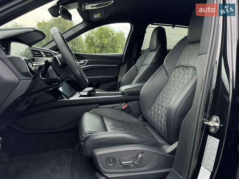 Внедорожник / Кроссовер Audi Q8 e-tron 2023 в Мукачево