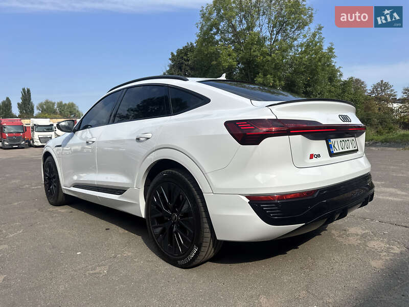 Внедорожник / Кроссовер Audi Q8 e-tron 2023 в Киеве