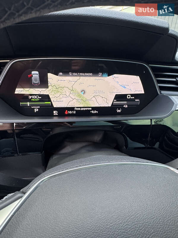 Внедорожник / Кроссовер Audi Q8 e-tron 2023 в Ивано-Франковске
