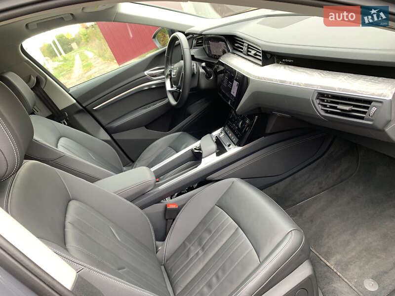 Внедорожник / Кроссовер Audi Q8 e-tron 2024 в Бердичеве фото 32 Внедорожник / Кроссовер Audi Q8 e-tron 2024 в Бердичеве