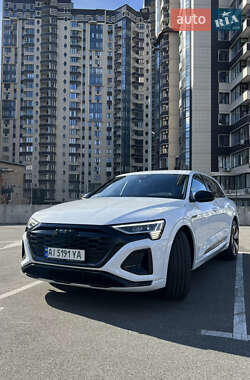 Внедорожник / Кроссовер Audi Q8 e-tron 2024 в 